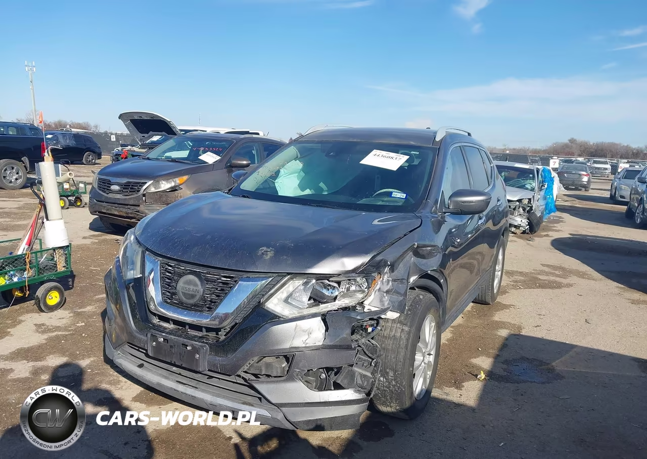 2019 Nissan Rogue S VIN:5N1AT2MT8KC713012 - 2
