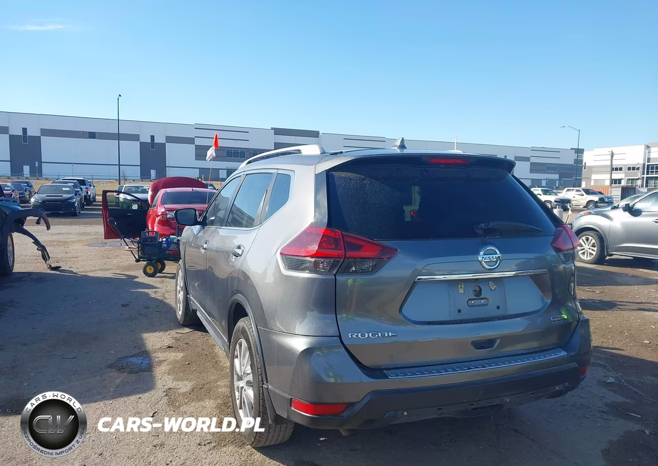 2019 Nissan Rogue S VIN:5N1AT2MT8KC713012 - 3
