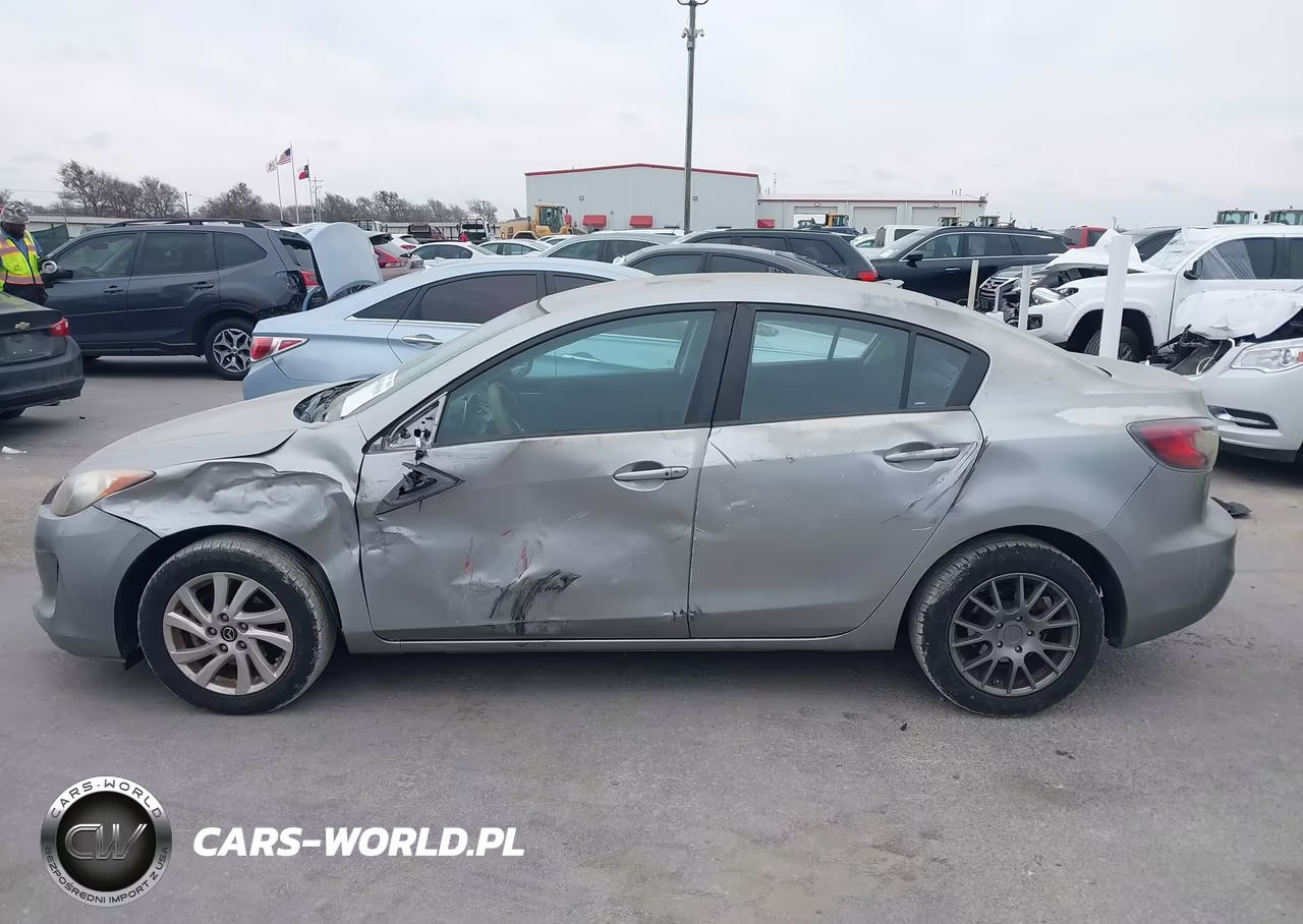 2013 Mazda Mazda3 I Touring VIN:JM1BL1V7XD1779306 - 15