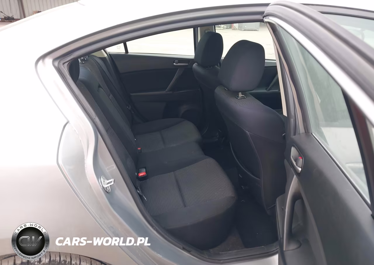 2013 Mazda Mazda3 I Touring VIN:JM1BL1V7XD1779306 - 8