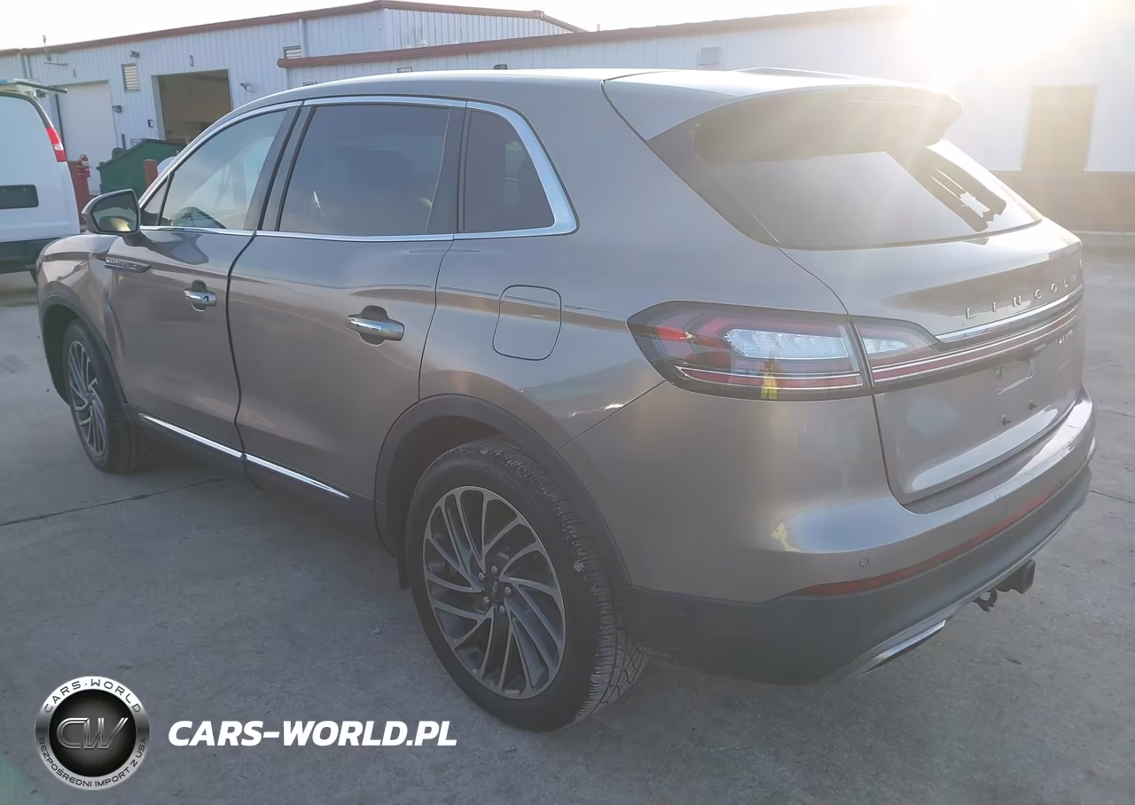 2019 Lincoln Nautilus Reserve VIN:2LMPJ8LP1KBL51391 - 3