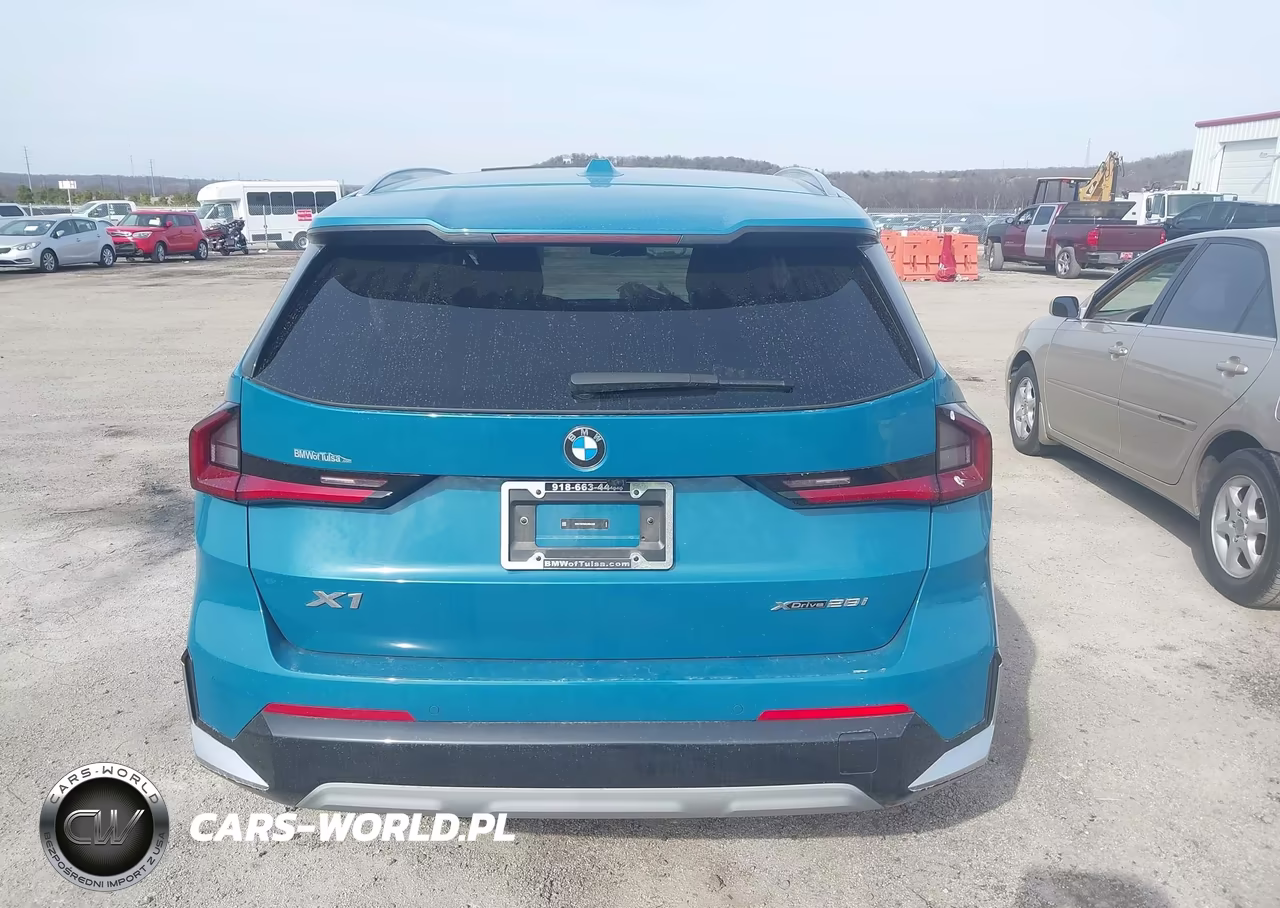 2025 BMW X1 xDrive28I VIN:WBX73EF00S5094268 - 17