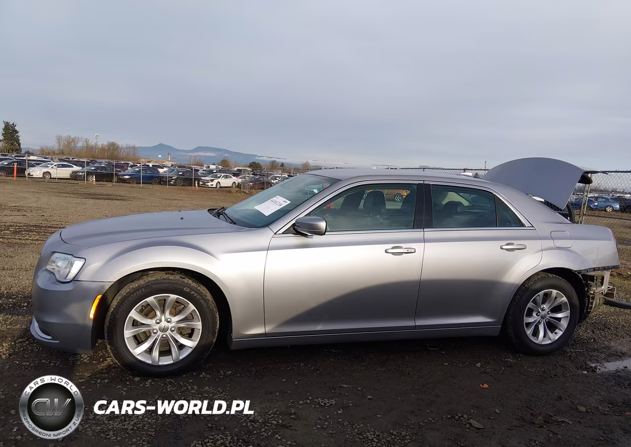 2016 Chrysler 300 Limited VIN:2C3CCAAG0GH229746 - 15