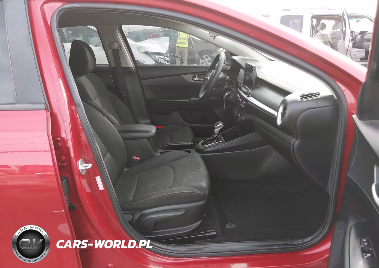 2020 Kia Forte Lxs VIN:3KPF24AD5LE197708 - 5