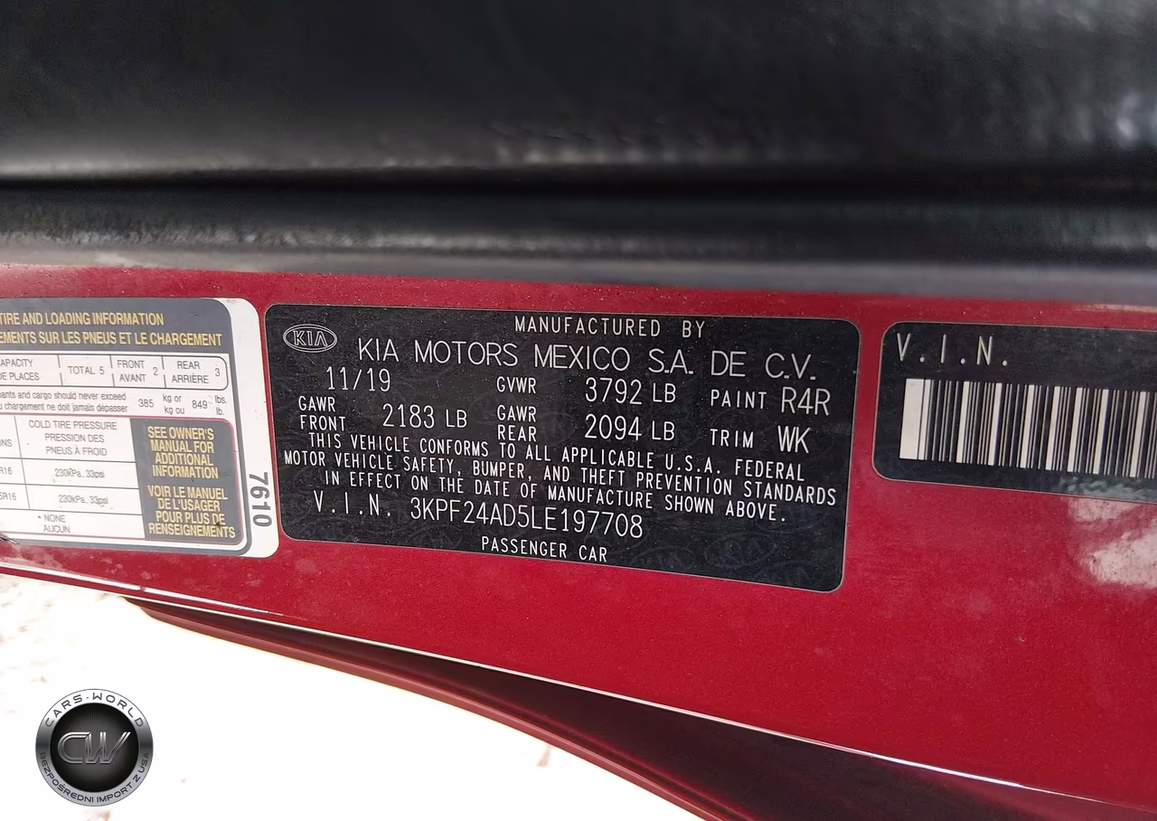 2020 Kia Forte Lxs VIN:3KPF24AD5LE197708 - 9