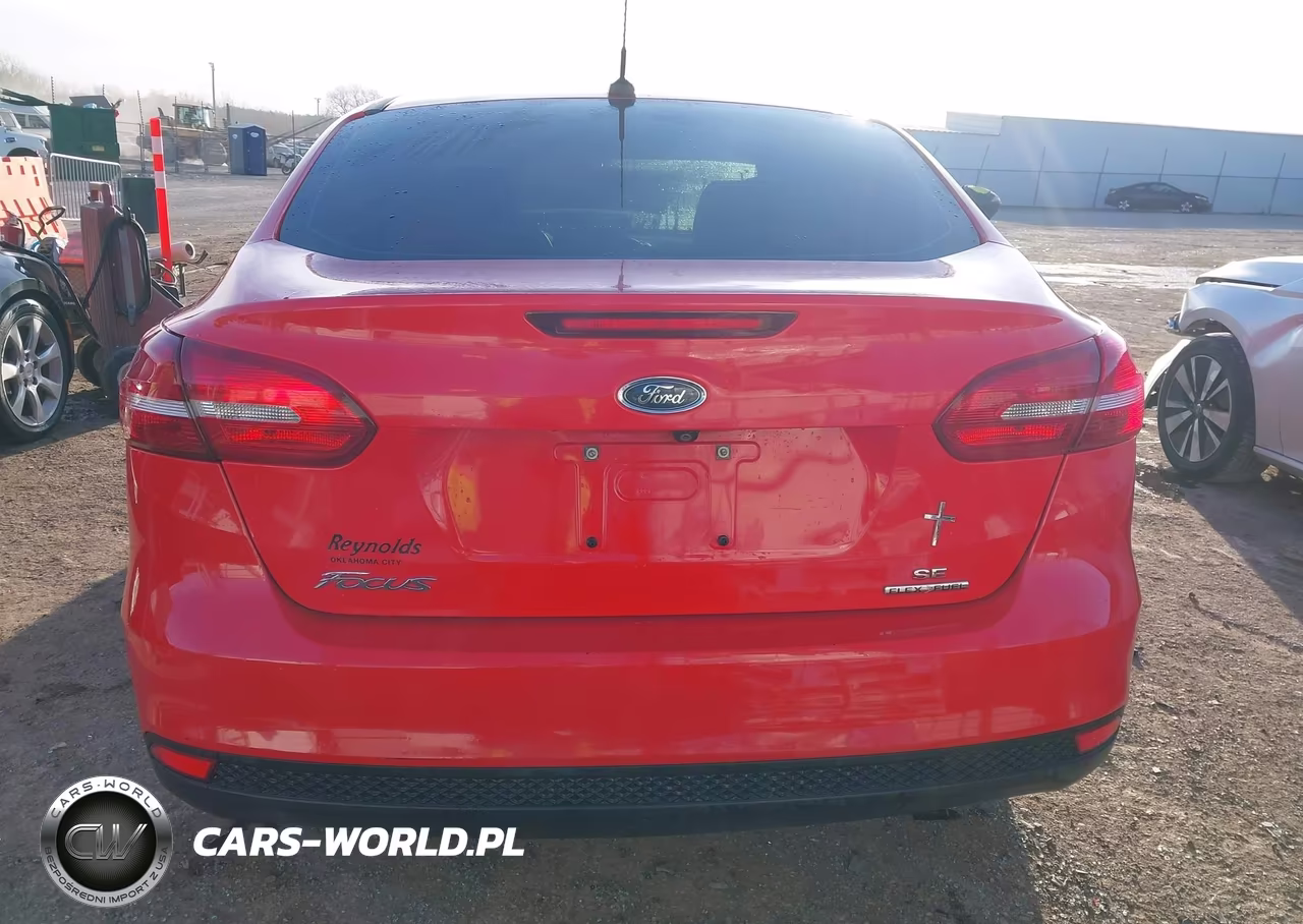 2015 Ford Focus Se VIN:1FADP3F22FL277141 - 16