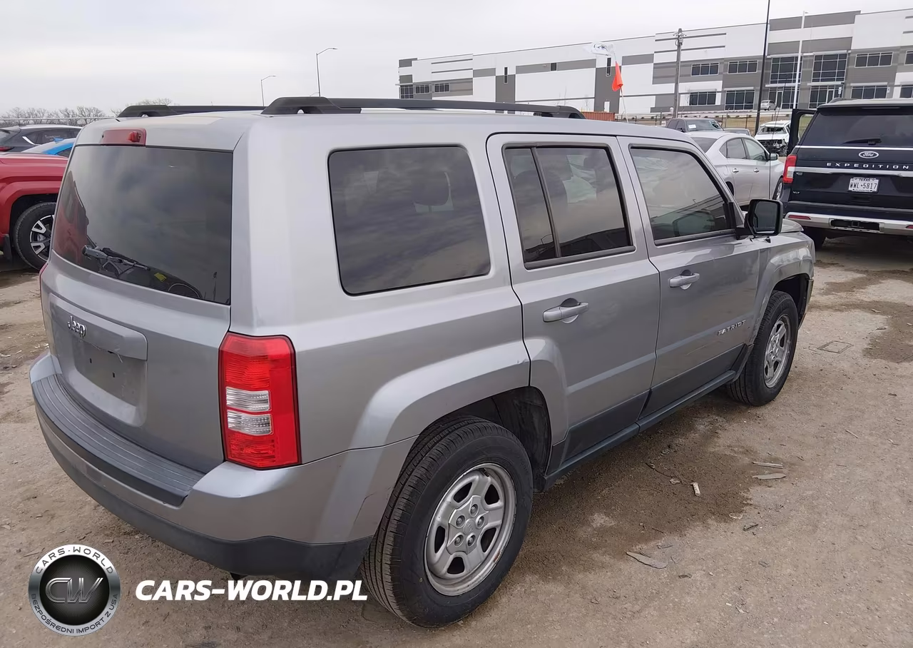 2015 Jeep Patriot Sport VIN:1C4NJPBB1FD115962 - 4
