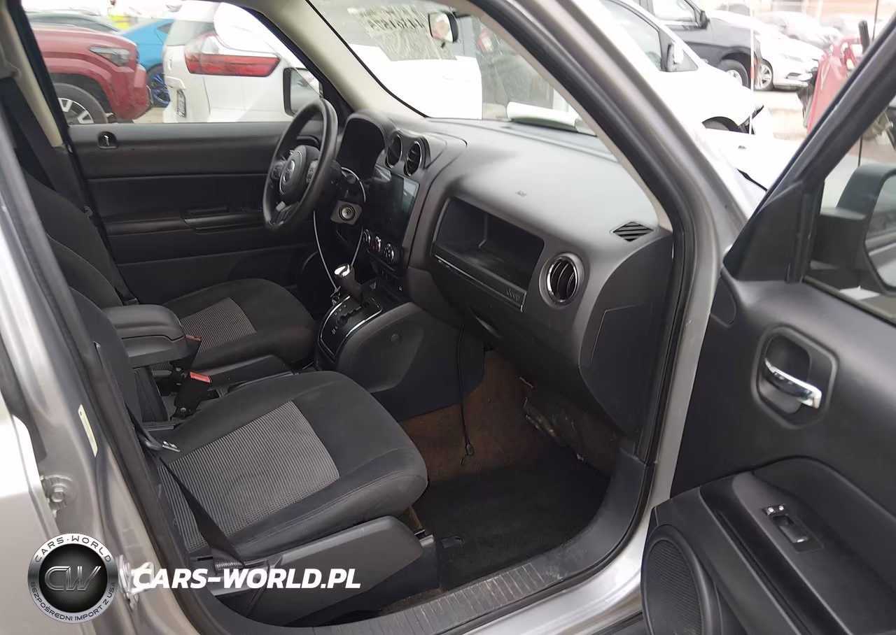 2015 Jeep Patriot Sport VIN:1C4NJPBB1FD115962 - 5