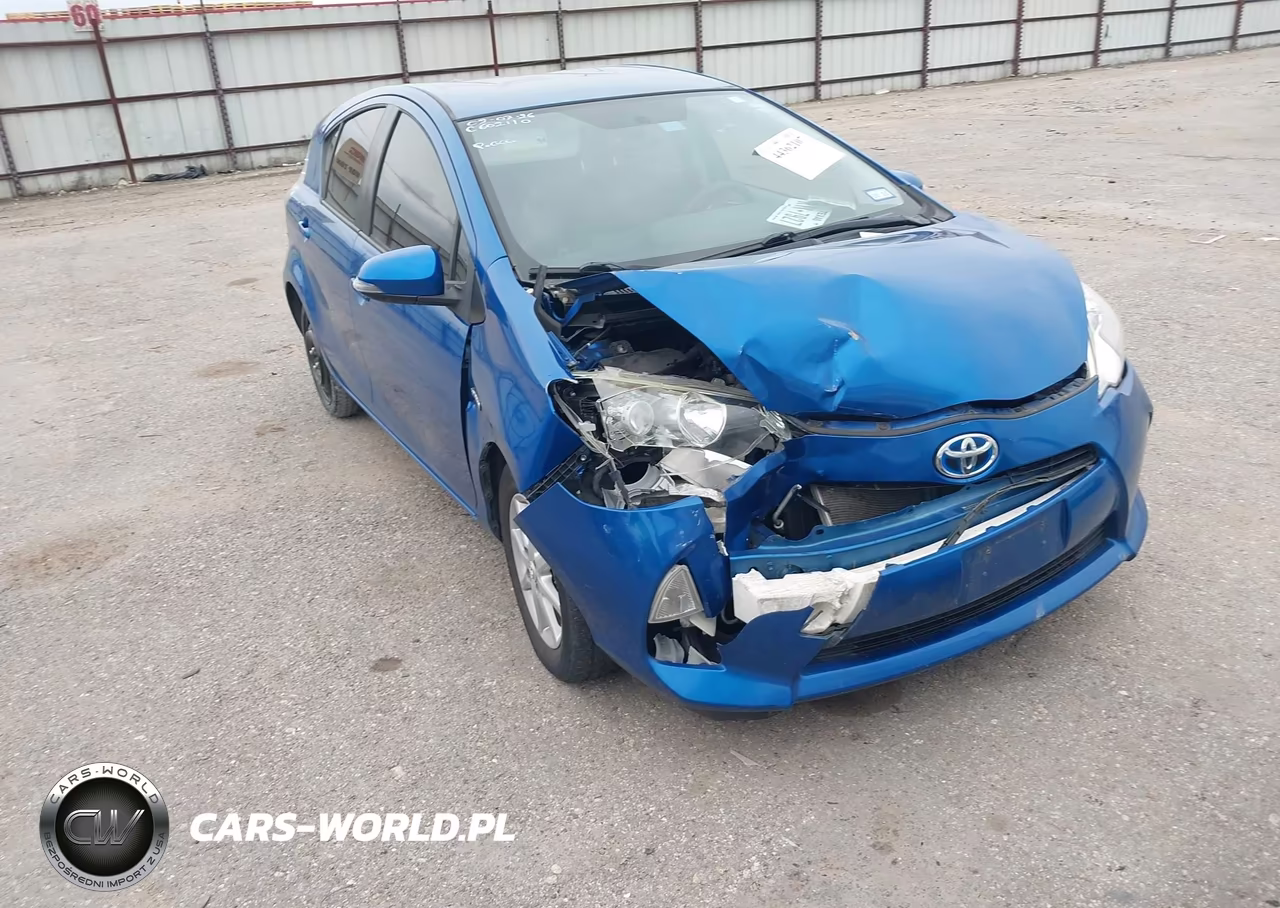 2014 Toyota Prius C Three