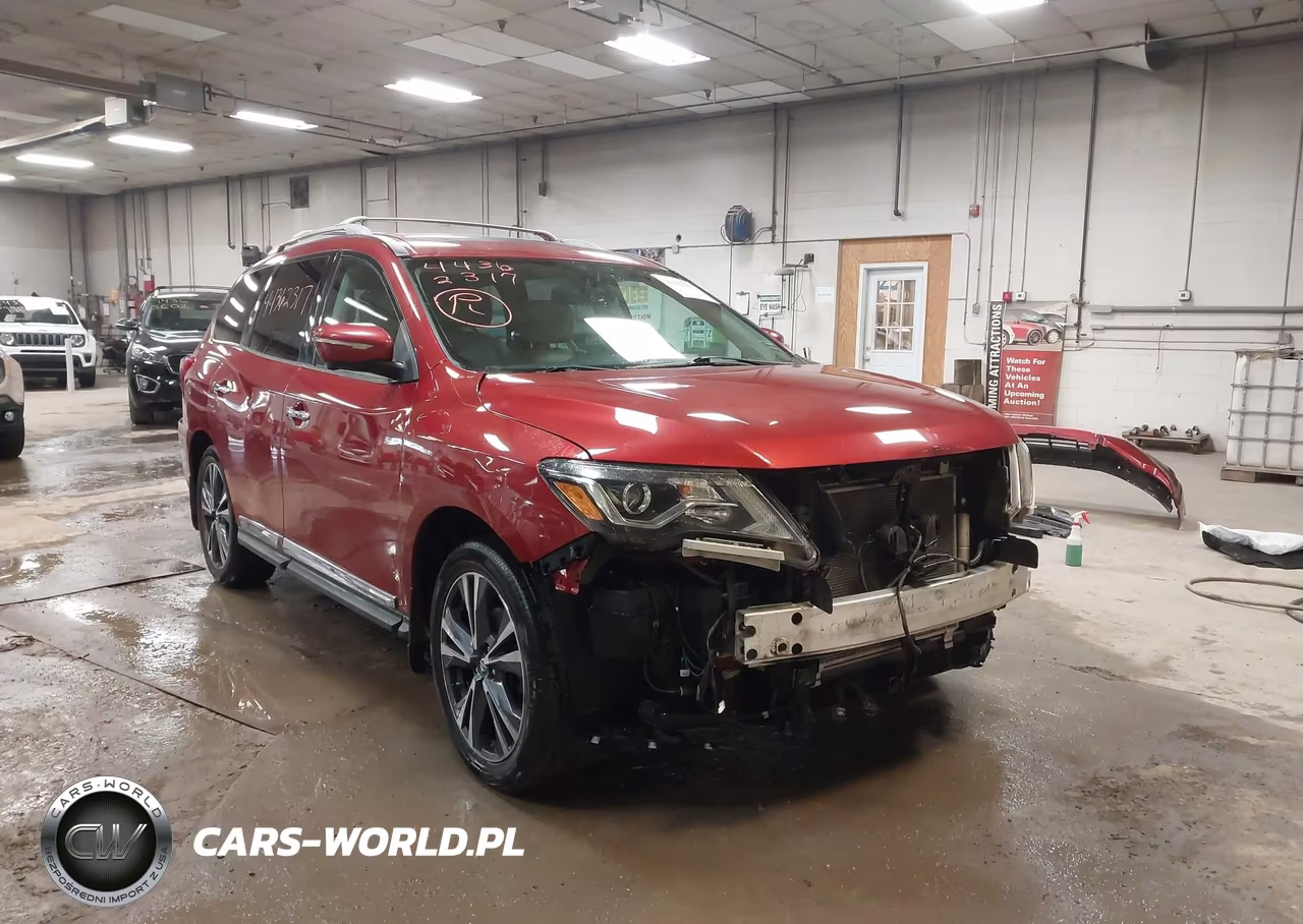 2017 Nissan Pathfinder Platinum – zdjęcie 1 z 17