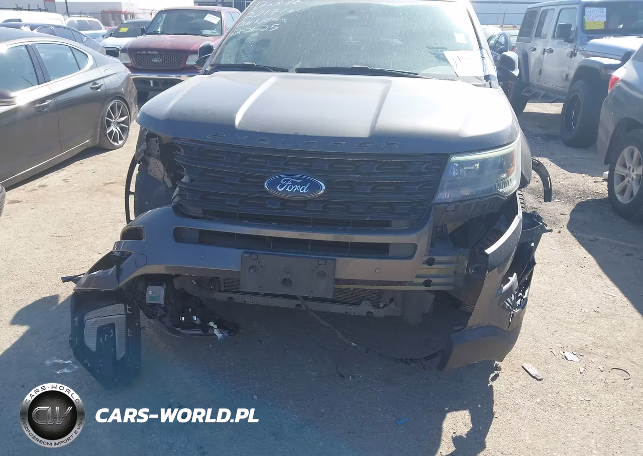 2017 Ford Explorer Sport VIN:1FM5K8GT9HGD23704 - 6