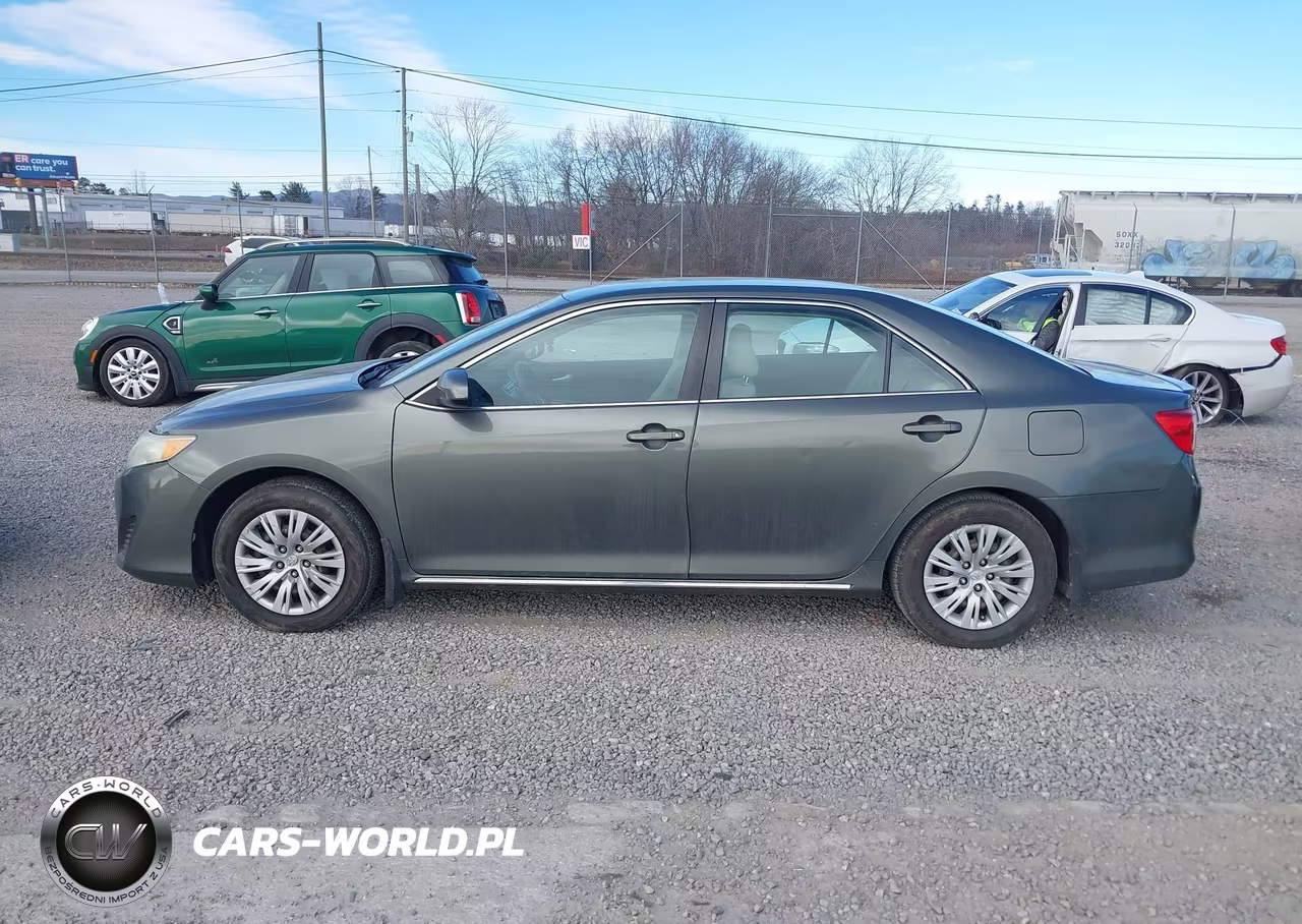 2013 Toyota Camry Le VIN:4T4BF1FK0DR278631 - 14