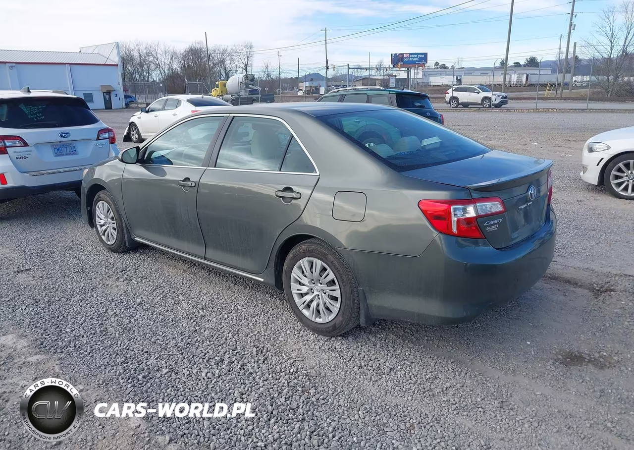 2013 Toyota Camry Le VIN:4T4BF1FK0DR278631 - 3