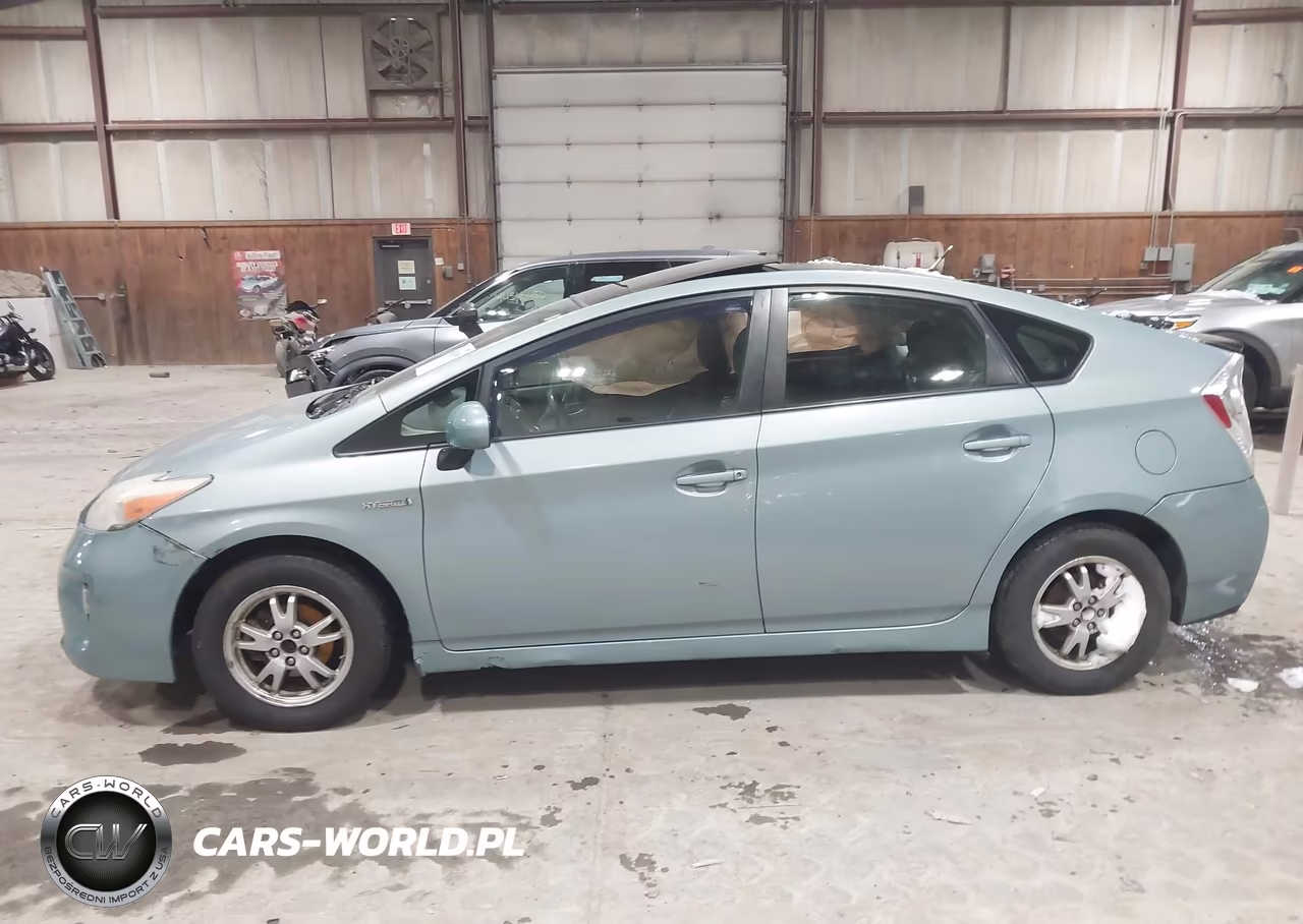 2012 Toyota Prius Three VIN:JTDKN3DU8C5394525 - 14