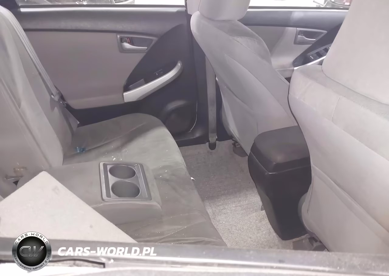2012 Toyota Prius Three VIN:JTDKN3DU8C5394525 - 8