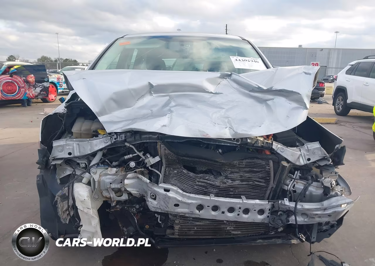 2018 Ford C-Max Hybrid Se VIN:1FADP5AU4JL101043 - 13