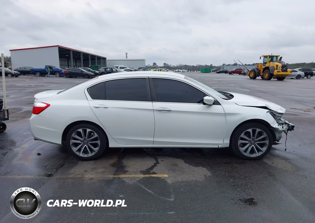 2015 Honda Accord Sport VIN:1HGCR2F56FA169655 - 13