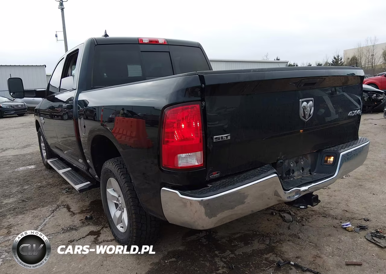 2023 Ram 1500 Classic Slt 4X4 5'7 Box VIN:1C6RR7LG4PS517760 - 3