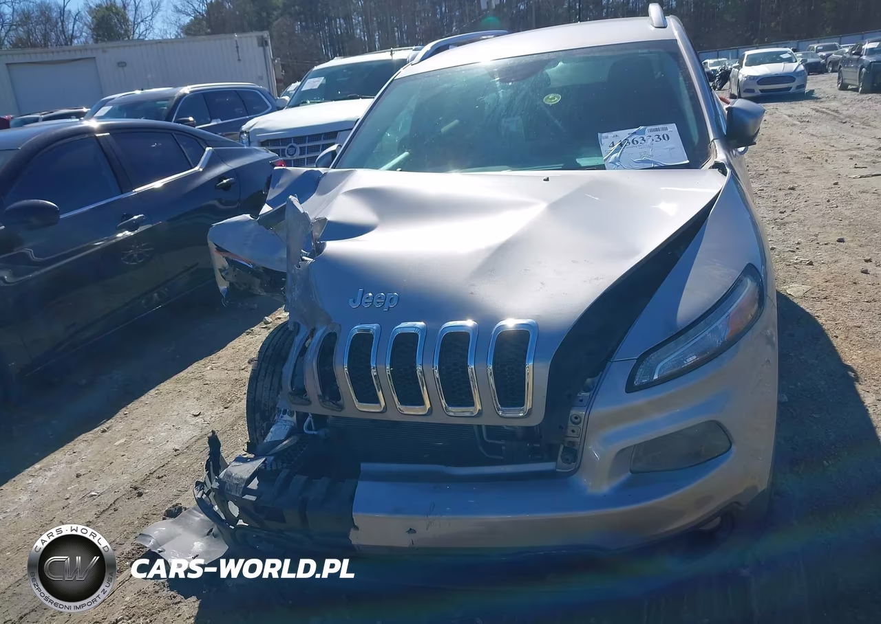 2018 Jeep Cherokee Latitude Fwd VIN:1C4PJLCBXJD590342 - 12