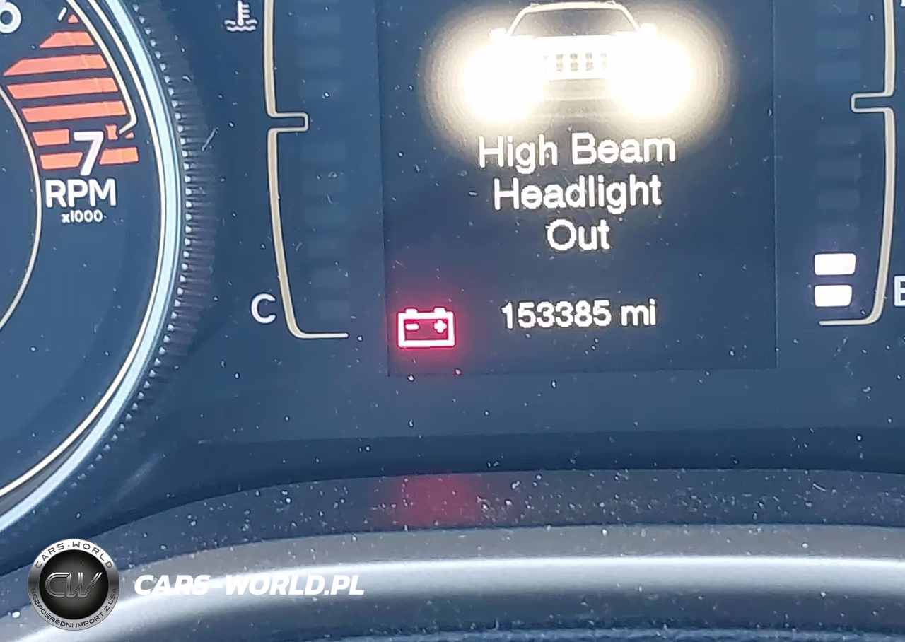2018 Jeep Cherokee Latitude Fwd VIN:1C4PJLCBXJD590342 - 15