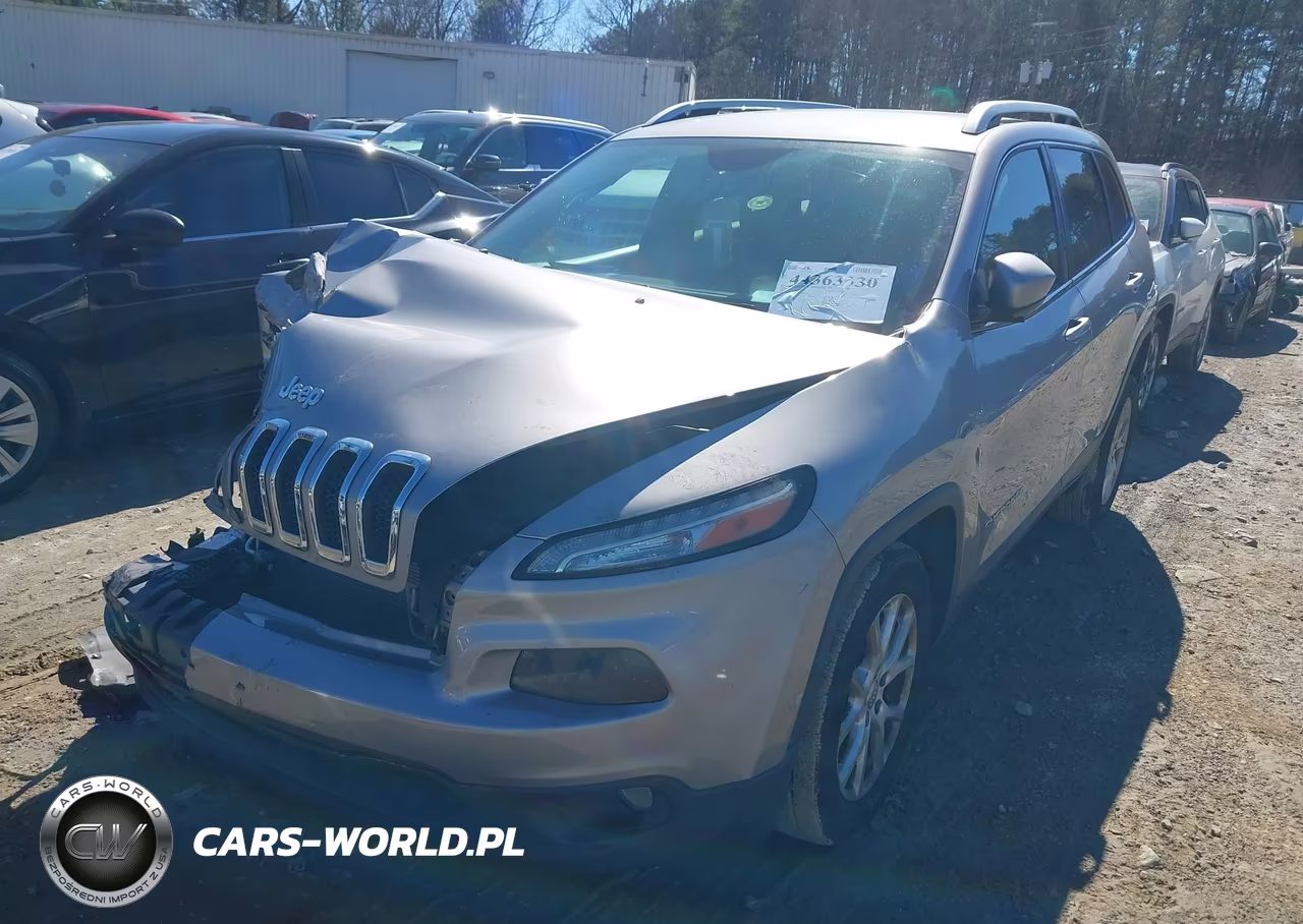 2018 Jeep Cherokee Latitude Fwd VIN:1C4PJLCBXJD590342 - 2
