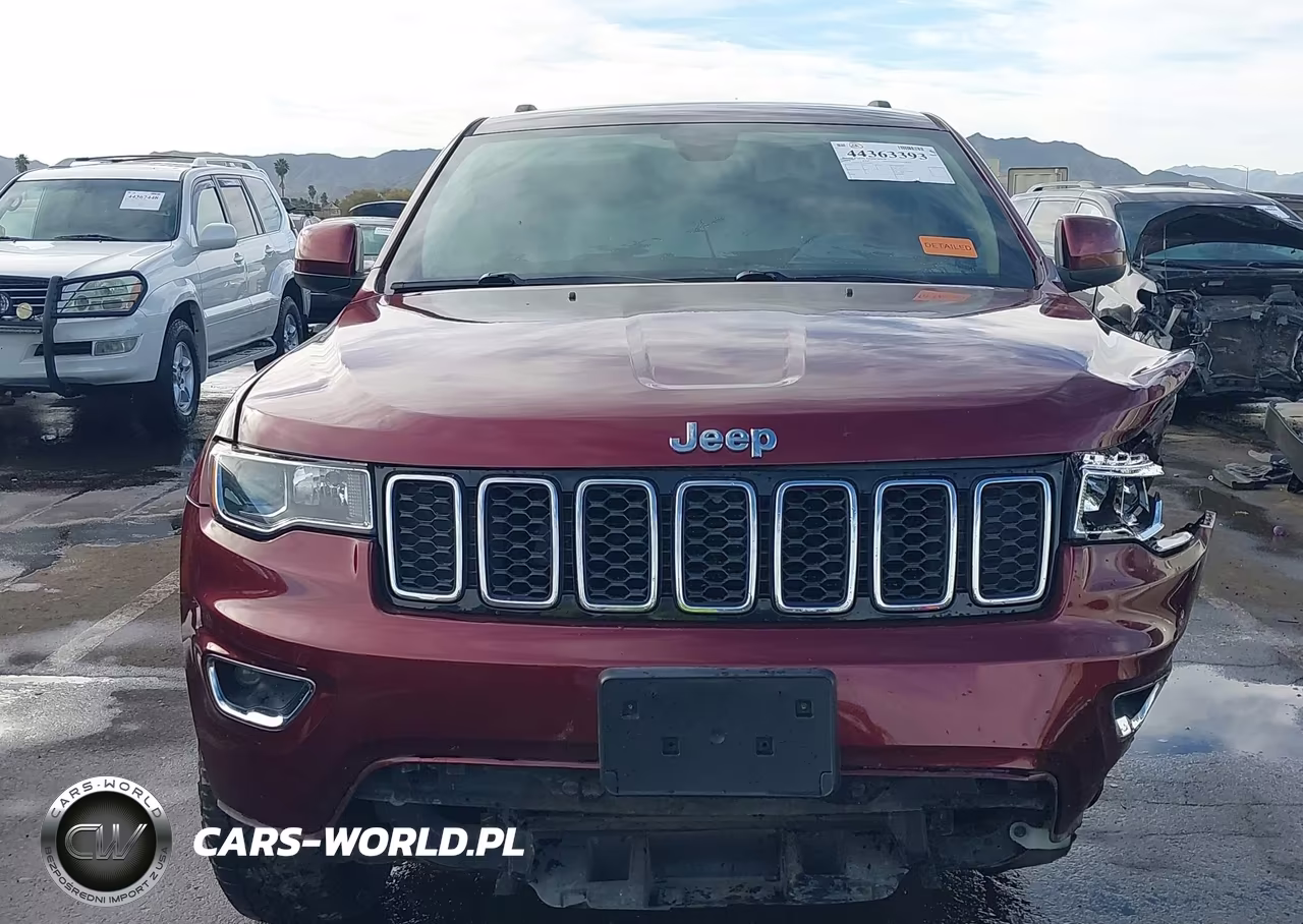 2018 Jeep Grand Cherokee Laredo E 4X4 VIN:1C4RJFAG0JC508407 - 13