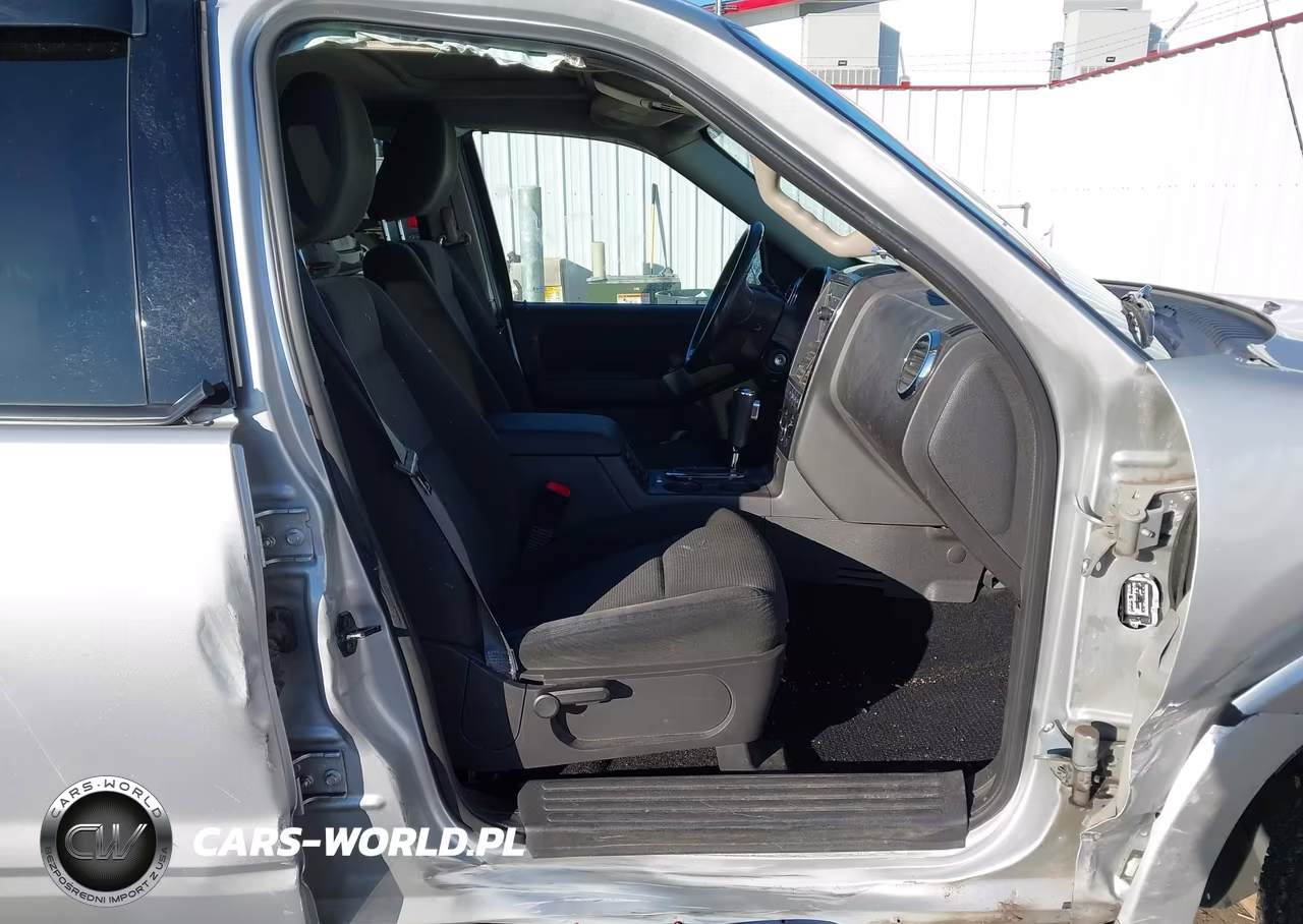 2009 Ford Explorer Xlt VIN:1FMEU73E79UA34772 - 5