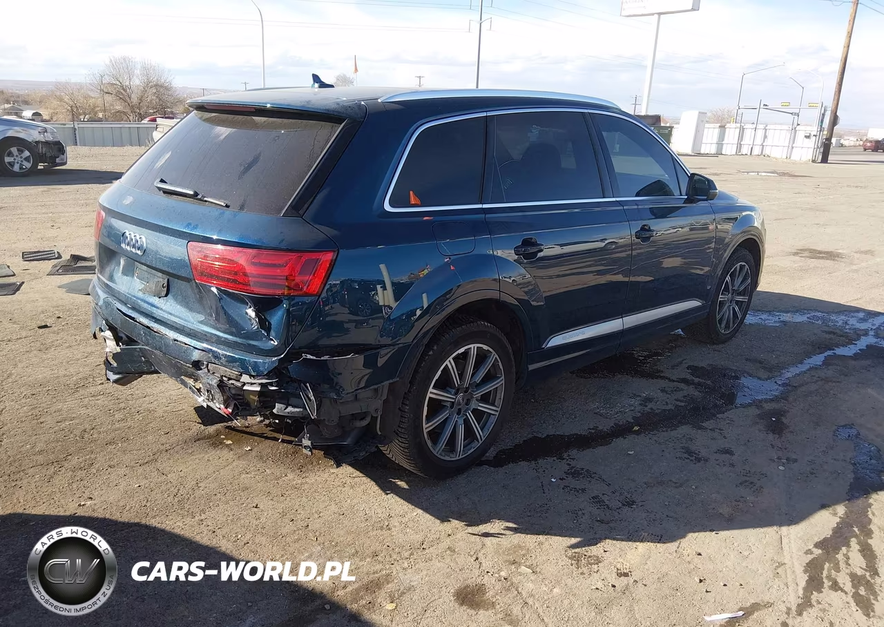 2019 Audi Q7 55 Premium VIN:WA1LAAF77KD041283 - 4