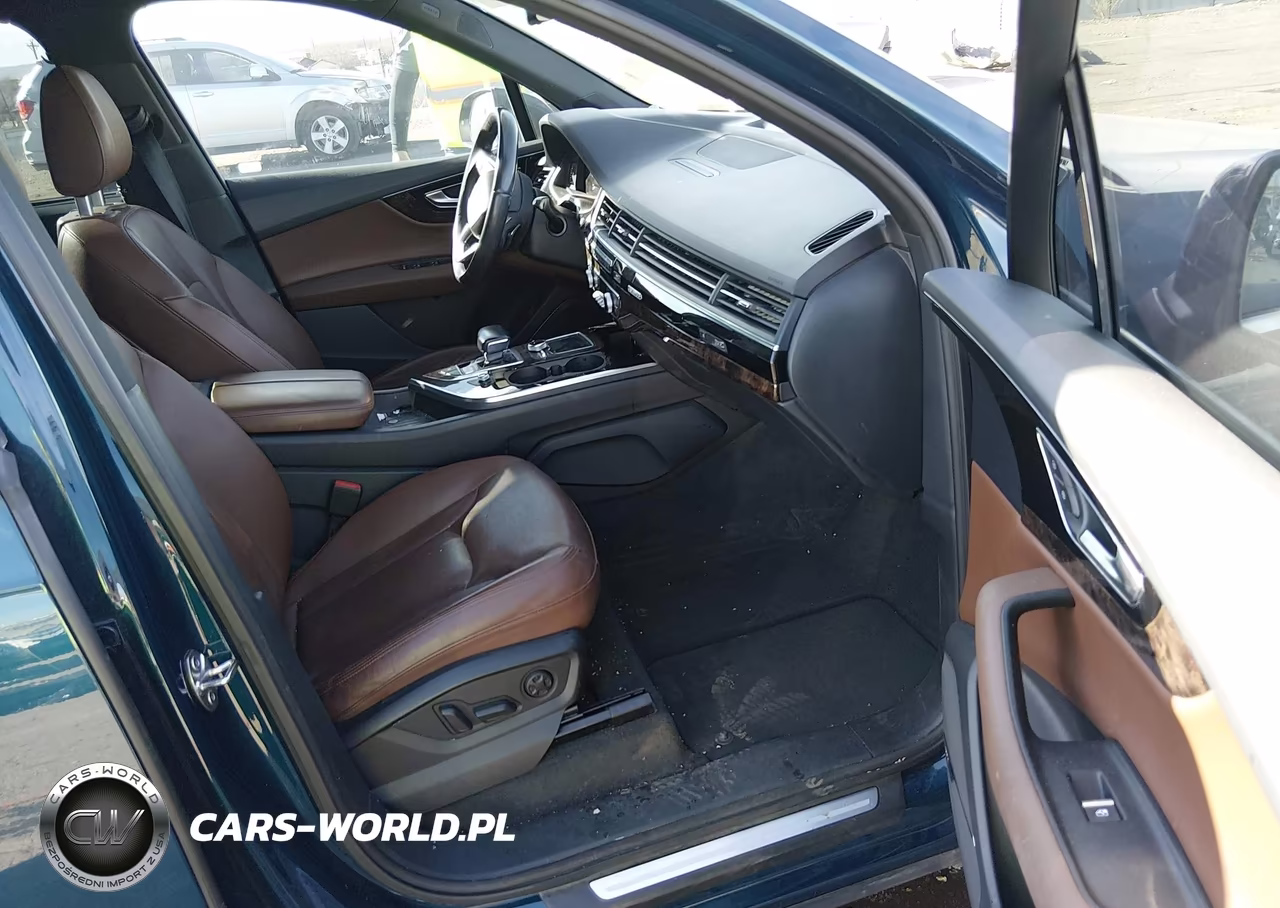 2019 Audi Q7 55 Premium VIN:WA1LAAF77KD041283 - 5