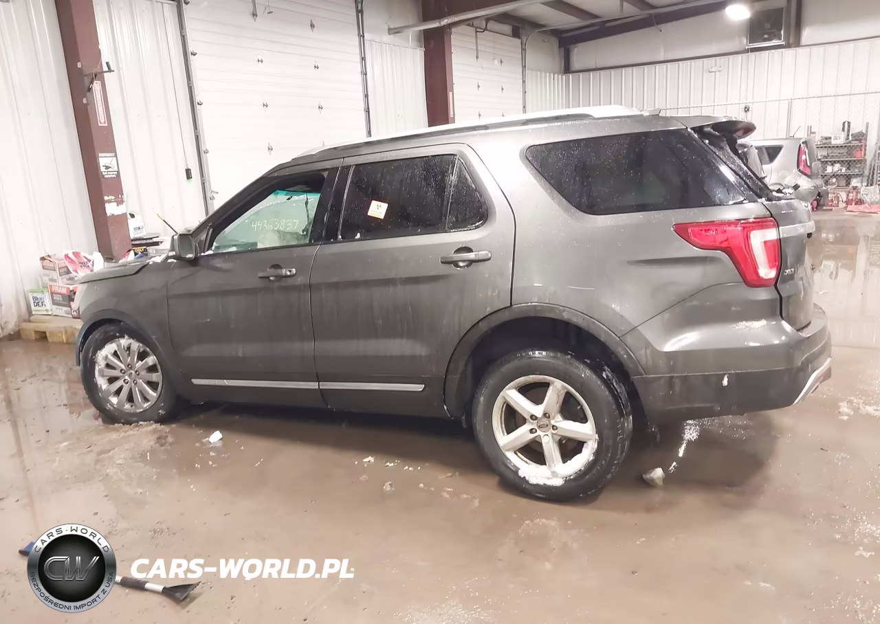 2016 Ford Explorer Xlt VIN:1FM5K8D82GGA16762 - 14