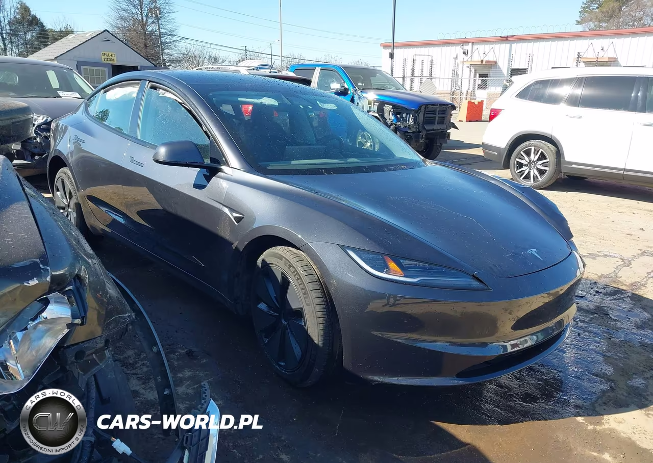 2025 Tesla Model 3 Long Range Rear-Wheel Drive-Standard Rear-Wheel Drive