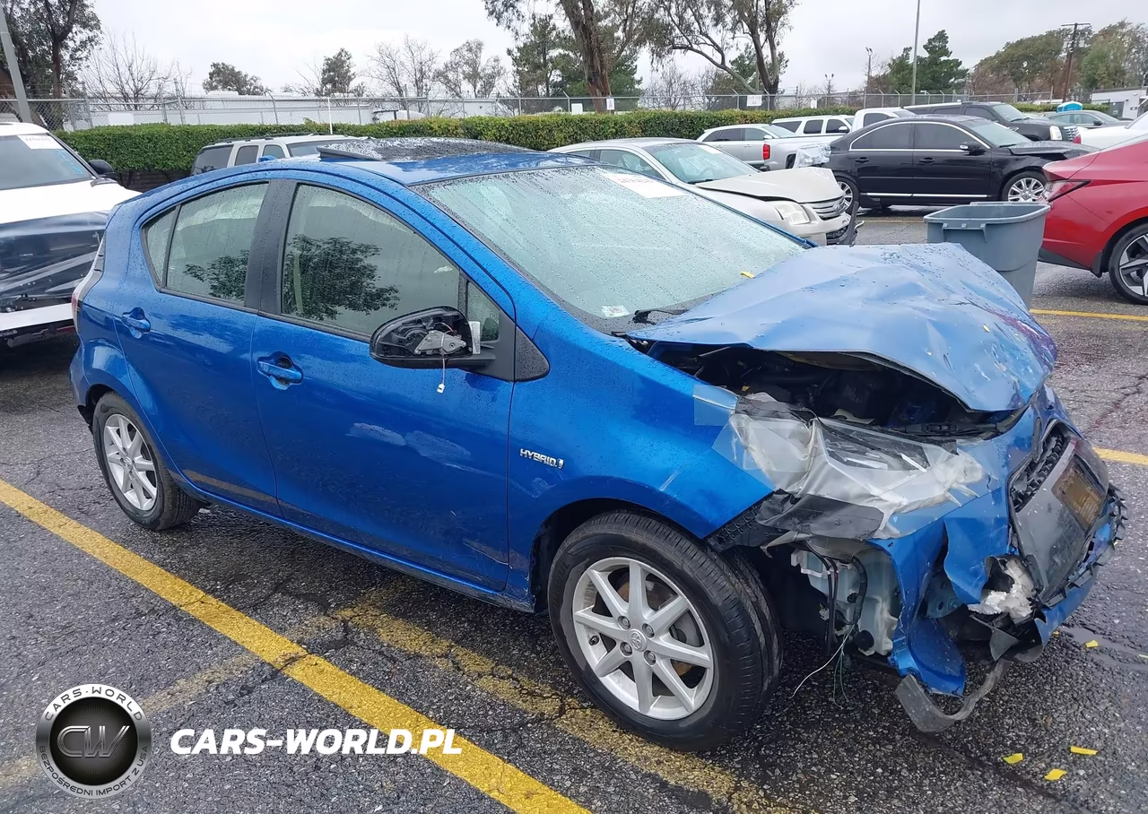 2015 Toyota Prius C Three