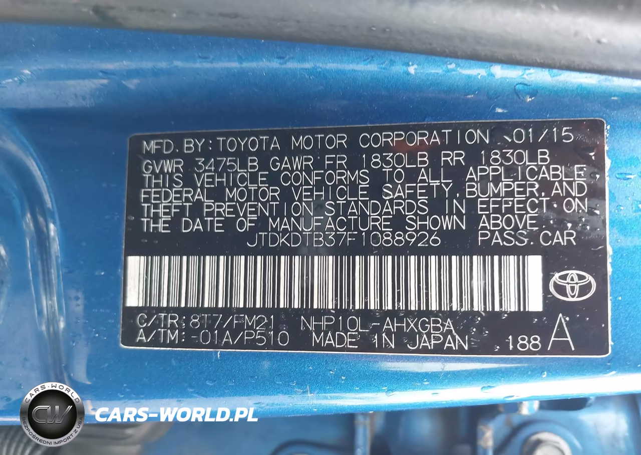 2015 Toyota Prius C Three VIN:JTDKDTB37F1088926 - 9