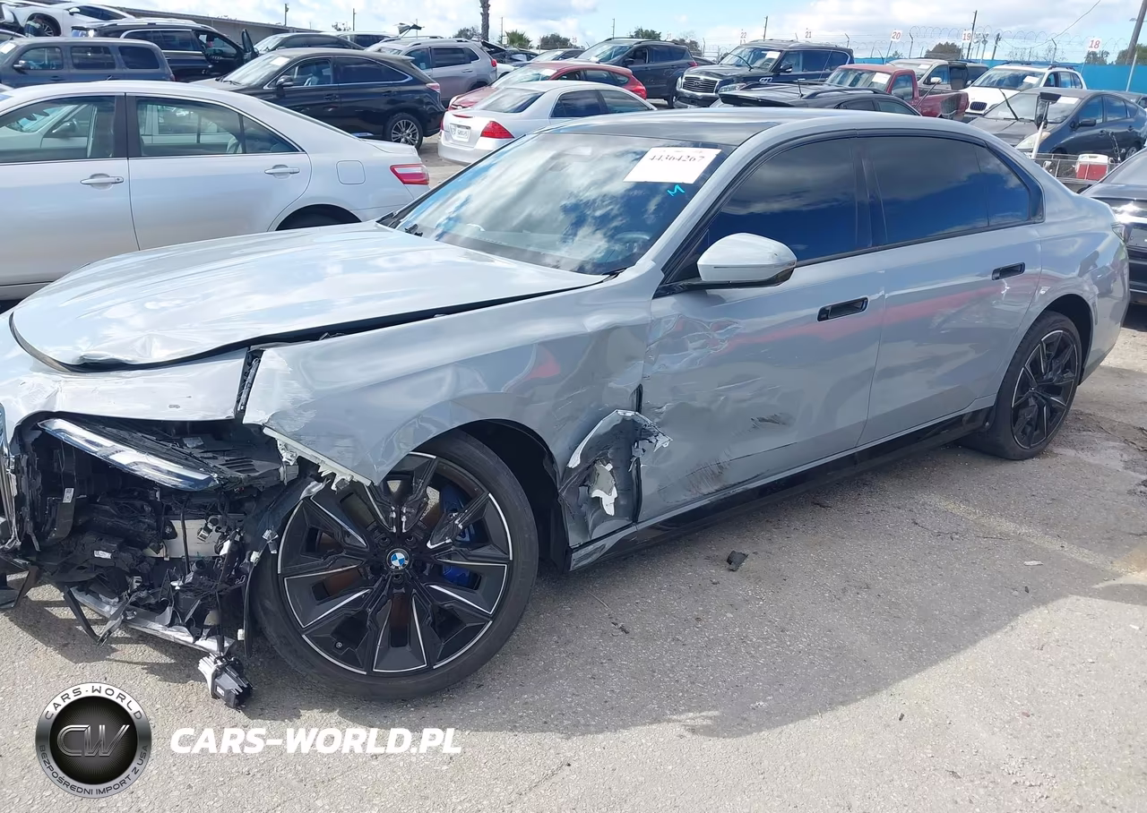2023 BMW I7 xDrive60 VIN:WBY53EJ09PCN73592 - 2