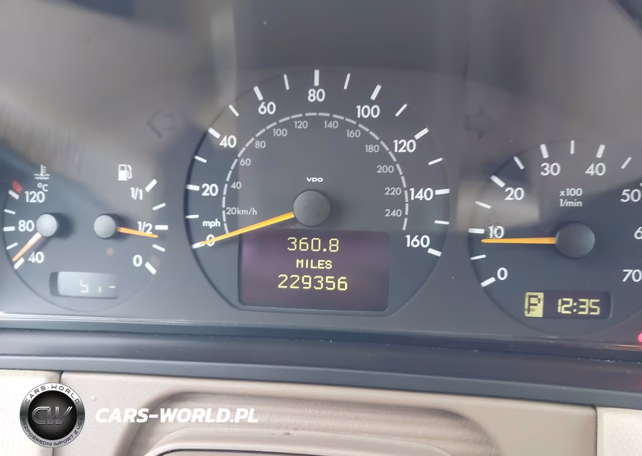 2001 Mercedes-Benz E 320 VIN:WDBJH65JX1B213818 - 7