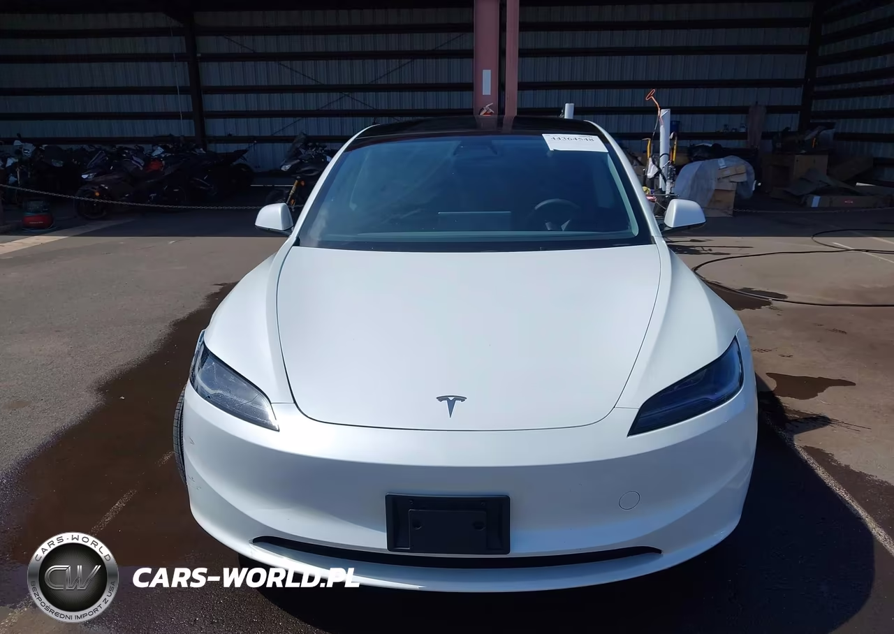 2025 Tesla Model 3 Long Range Rear-Wheel Drive-Standard Rear-Wheel Drive VIN:5YJ3E1EA0SF981943 - 13