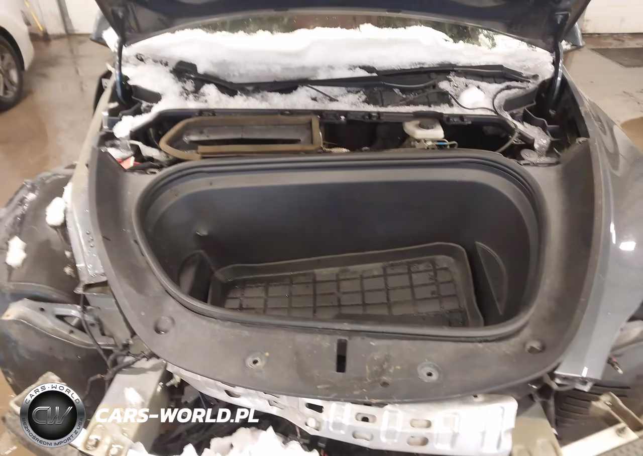 2020 Tesla Model Y Long Range Dual Motor All-Wheel Drive VIN:5YJYGDEE0LF014304 - 10