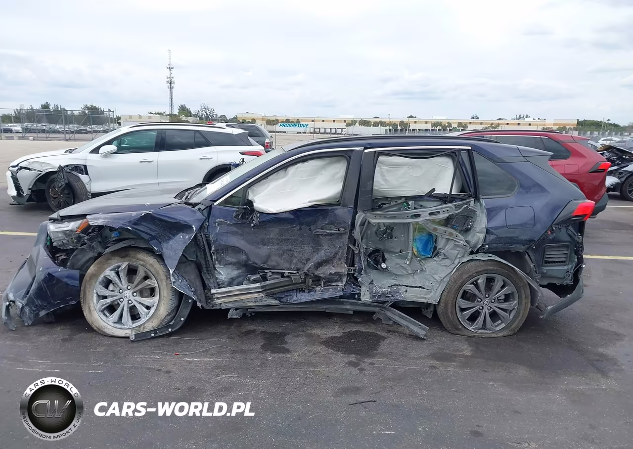 2025 Toyota Rav4 Hybrid Xle Premium VIN:JTMB6RFV5SJ082223 - 15