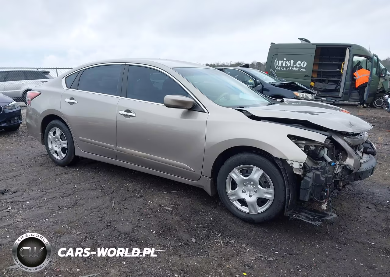 2015 Nissan Altima 2.5 S VIN:1N4AL3AP0FC581151 - 14