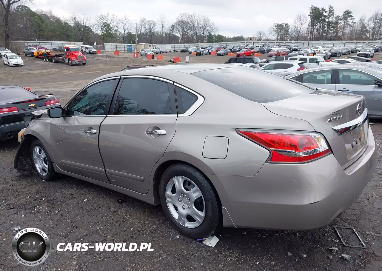 2015 Nissan Altima 2.5 S VIN:1N4AL3AP0FC581151 - 15