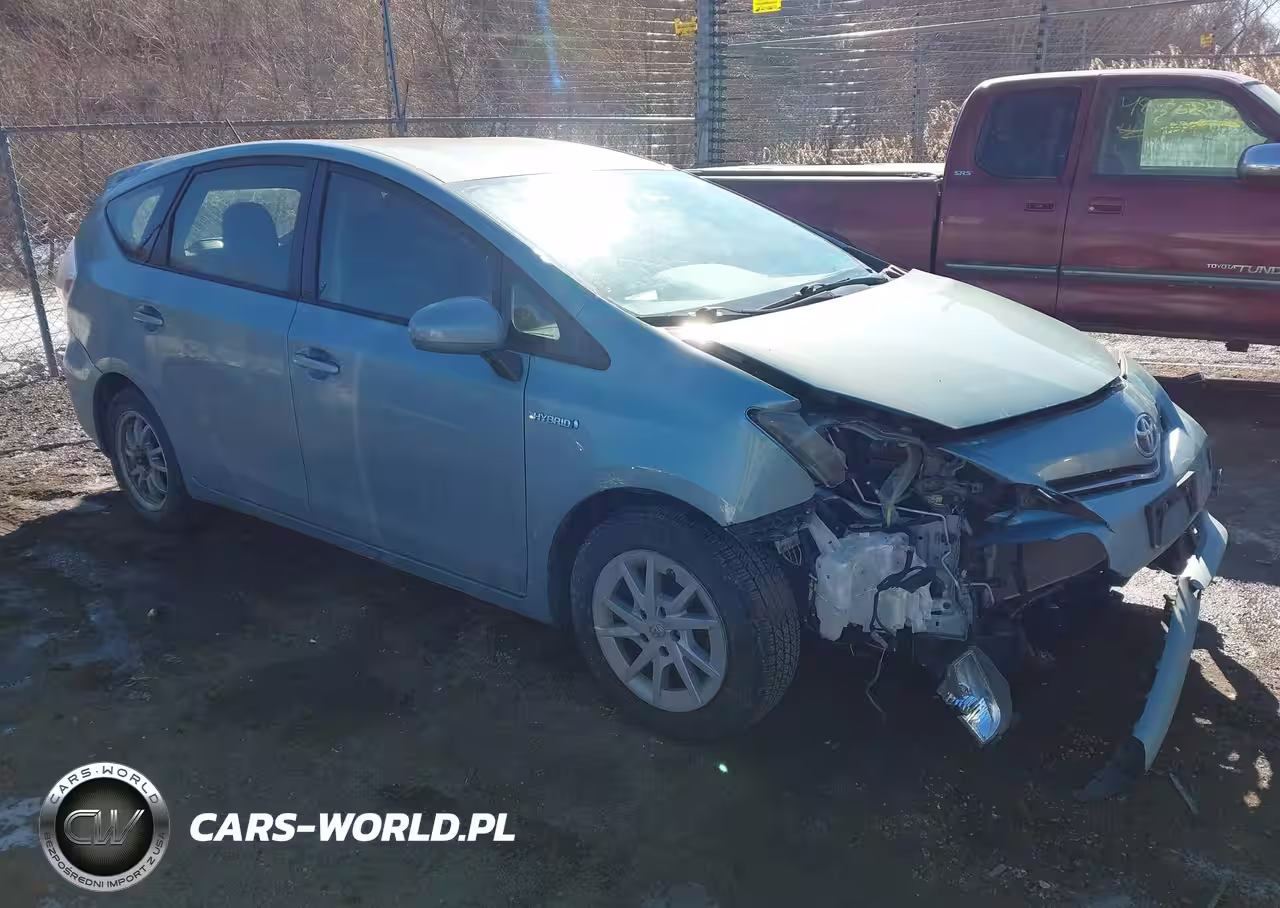 2013 Toyota Prius V Three