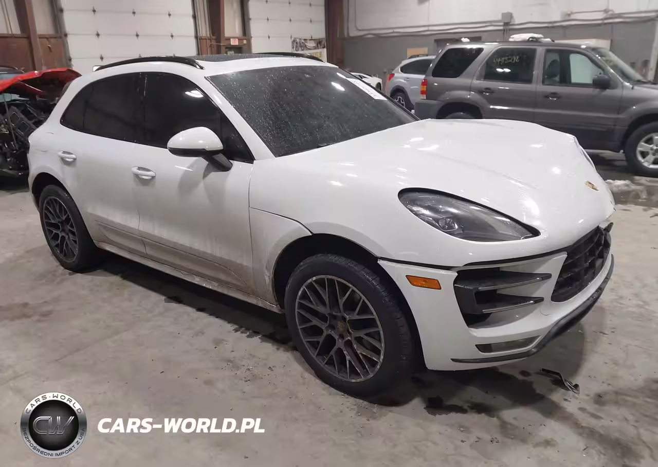 2017 Porsche Macan Turbo
