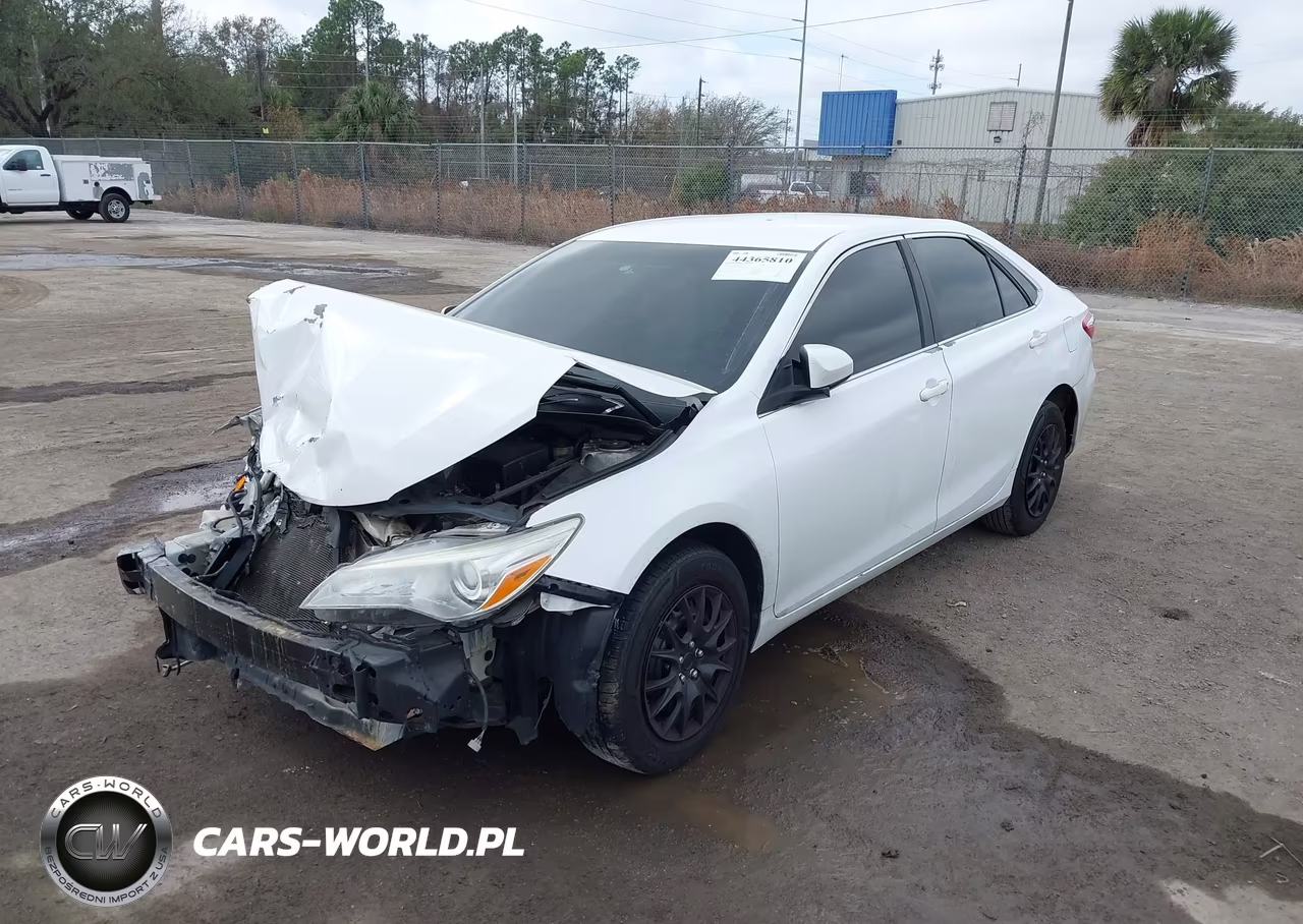 2016 Toyota Camry Le VIN:4T4BF1FK8GR571942 - 2