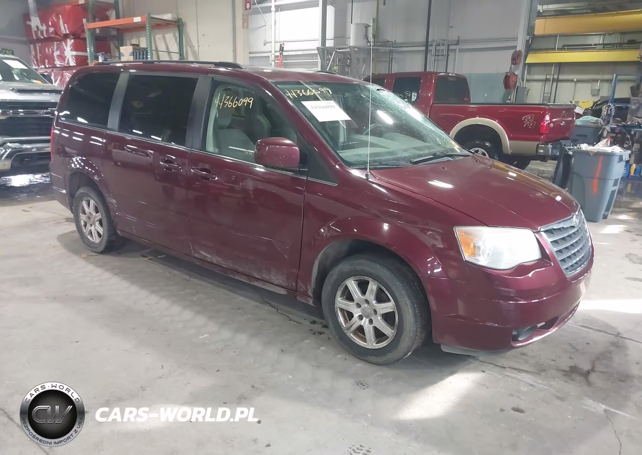 2008 Chrysler Town & Country Touring