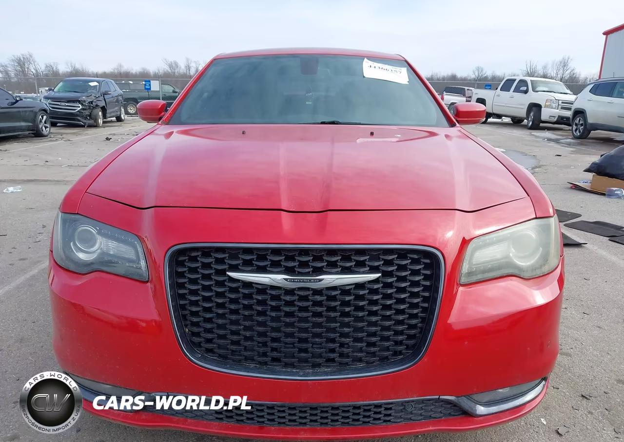 2015 Chrysler 300 300S VIN:2C3CCABG3FH755799 - 12