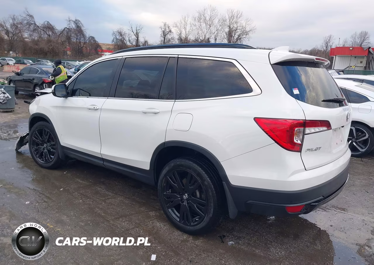 2022 Honda Pilot Awd Special Edition VIN:5FNYF6H20NB102062 - 3