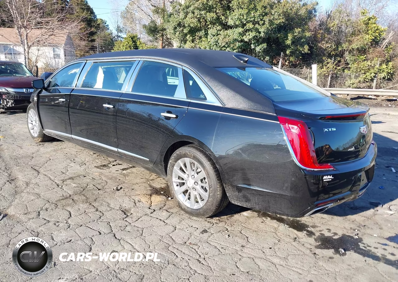 2019 Cadillac Xts V4U Coachbuilder Limousine VIN:2GEXG6U38K9550497 - 3