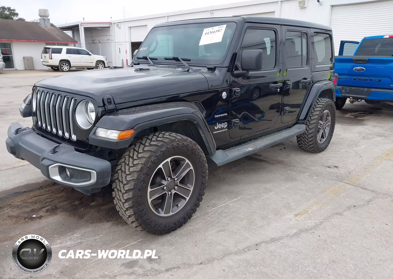 2023 Jeep Wrangler 4-Door Sahara 4X4 VIN:1C4HJXEN1PW630081 - 2