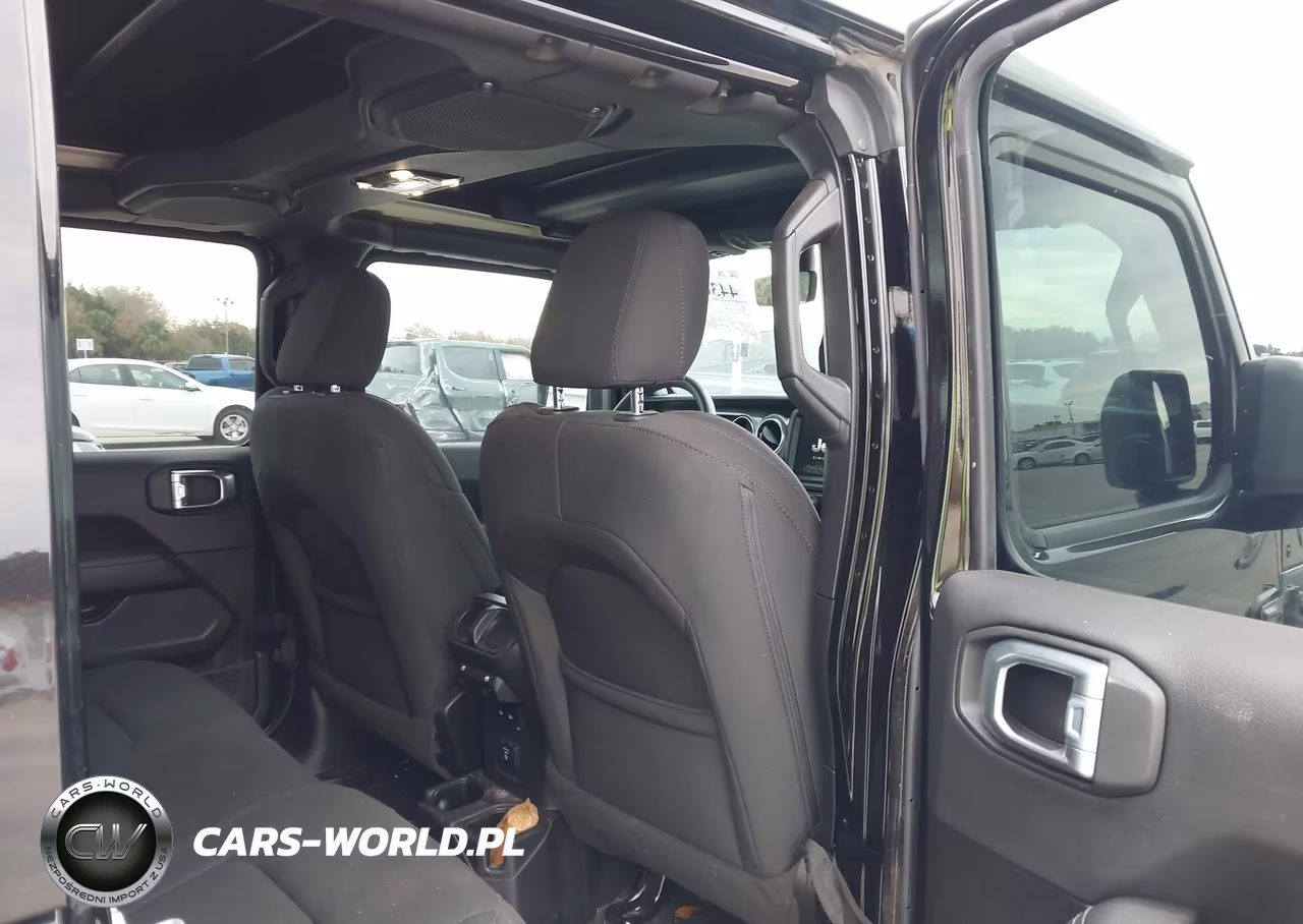 2023 Jeep Wrangler 4-Door Sahara 4X4 VIN:1C4HJXEN1PW630081 - 8