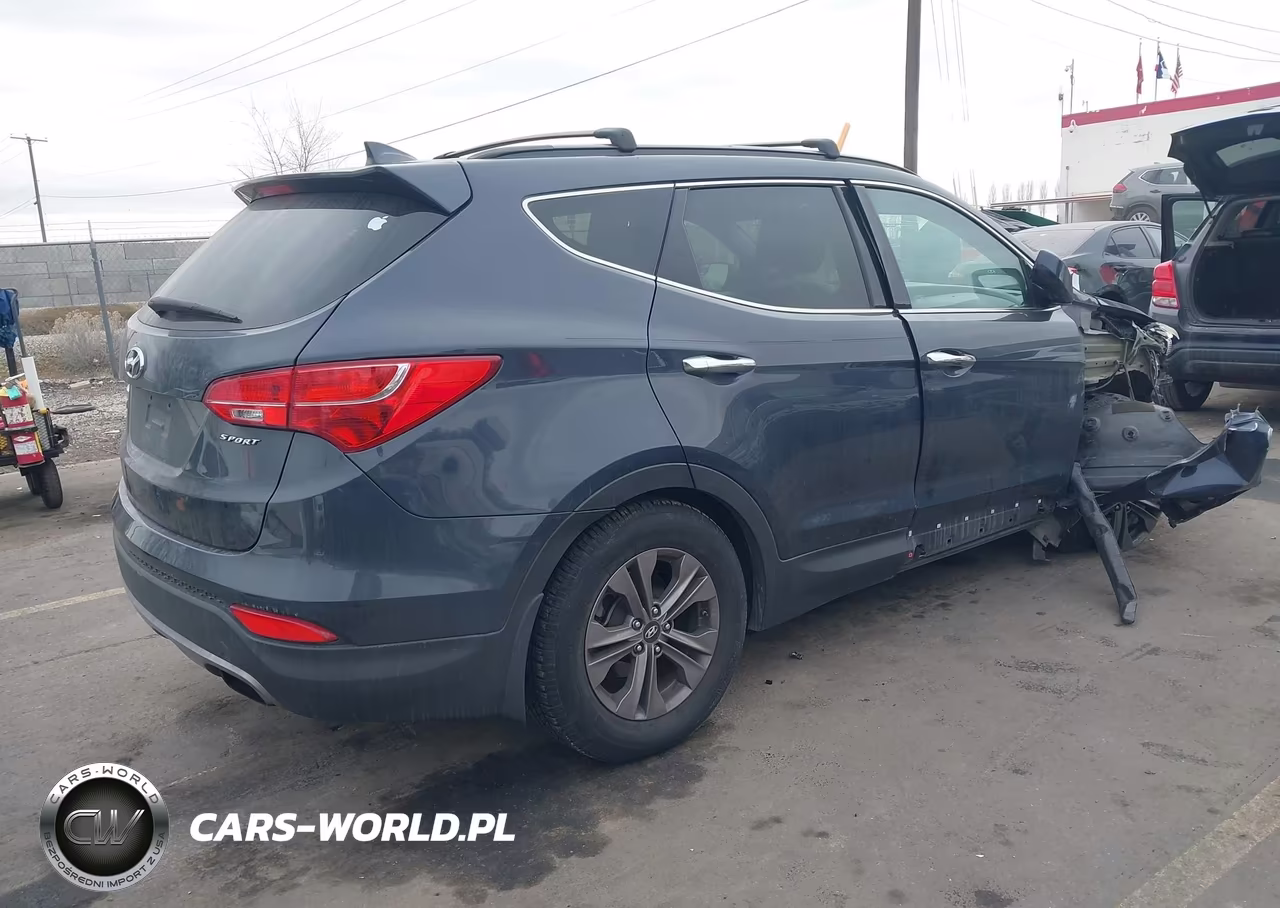 2016 Hyundai Santa Fe Sport 2.4L VIN:5XYZU3LB4GG355655 - 4